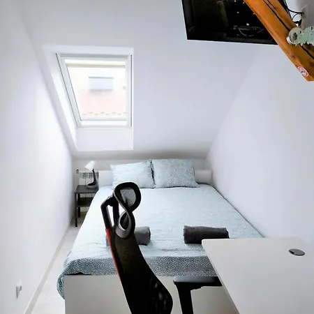 Apartment Sleep In Center